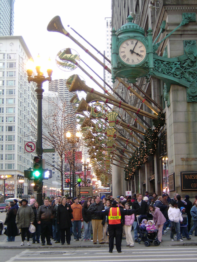 Crowds in front of Marshall Field’s in 2005.