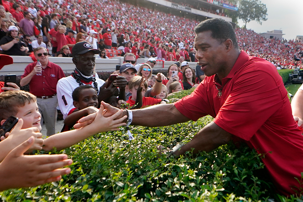 fabriek Compliment Stiptheid Herschel Walker Is a Football Legend. But That's Not Why Georgia's  Republicans Are Sticking With Him